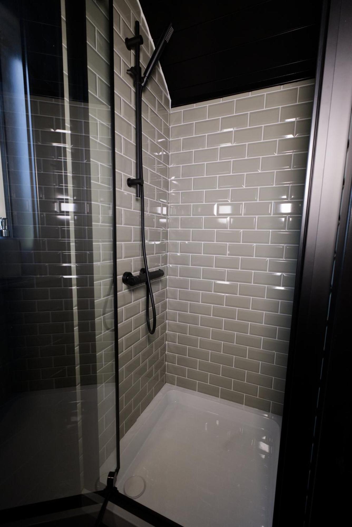 North Coast 500 Pods Hotel Achmelvich Bagian luar foto